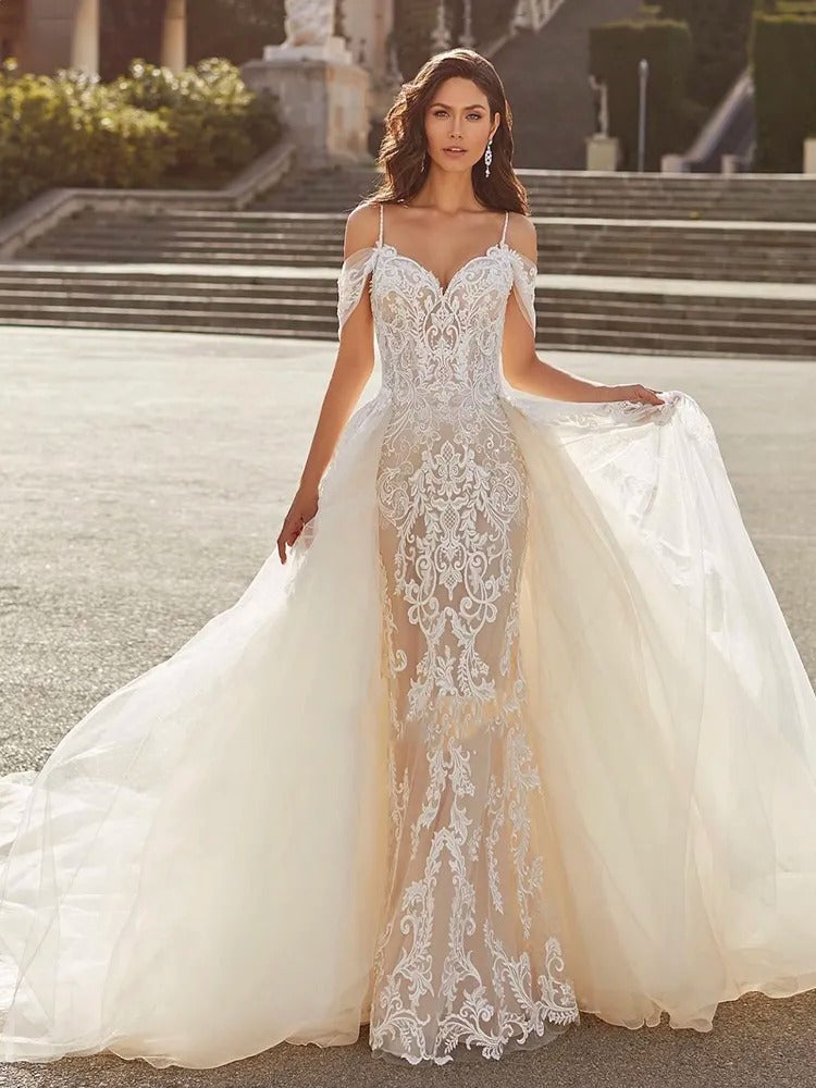 Elegant Tulle Boat Neck High Side Slit Bridal Gown
