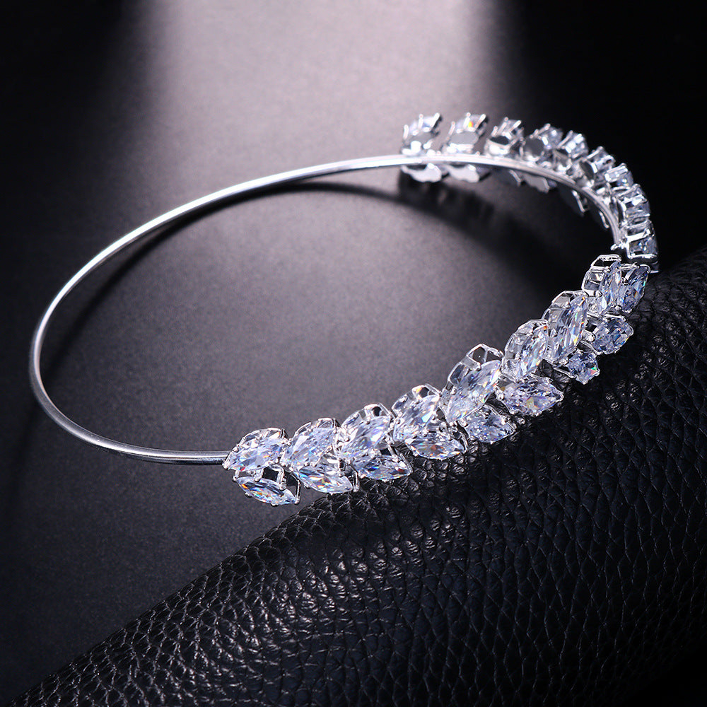 Luxury Fashion Bride Wedding Bracelet (European & American)