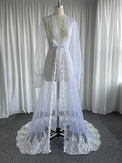 Lace Bridal Robe for Dreamy Wedding Photo Sessions