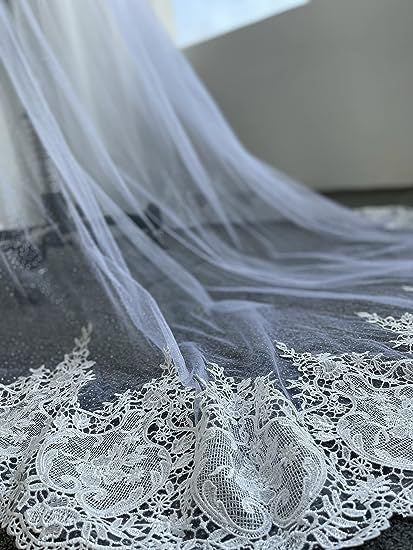 Lace Bridal Robe for Dreamy Wedding Photo Sessions